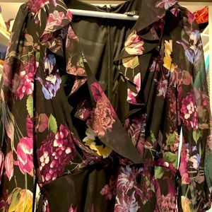 Pretty black dress worn once like new